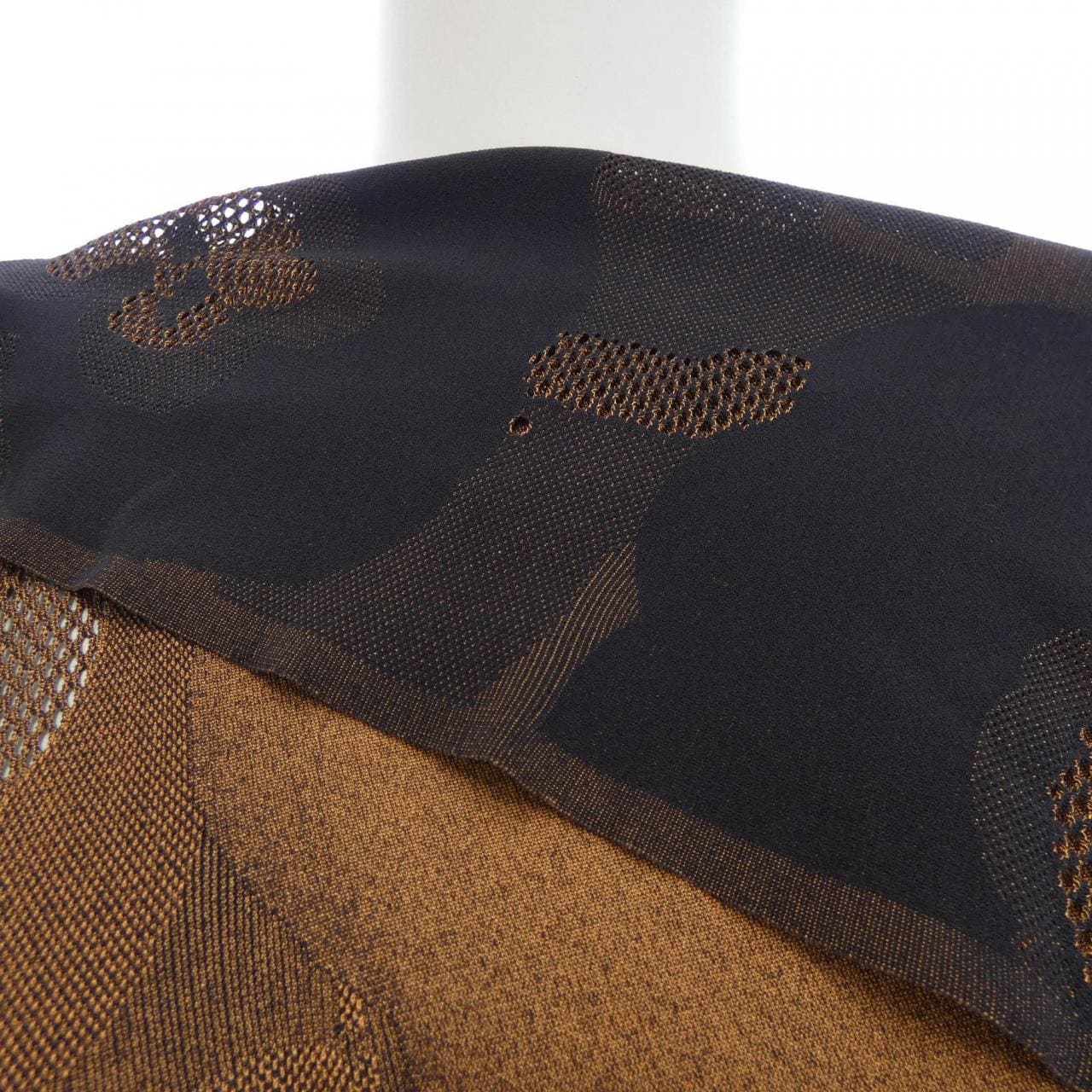 イッセイミヤケ ISSEY MIYAKE IM12KK772 トップス
