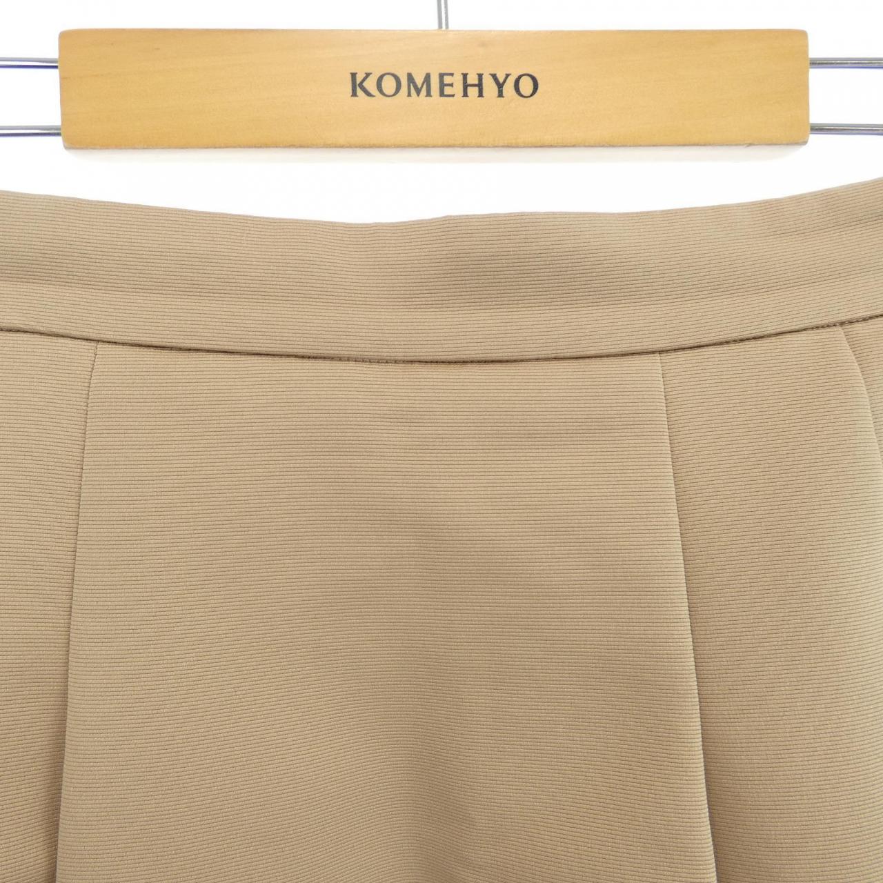 トゥービーシック TO BE CHIC スカート