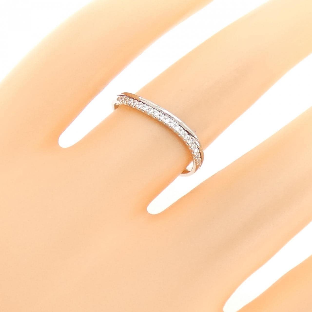 4゜C Diamond ring