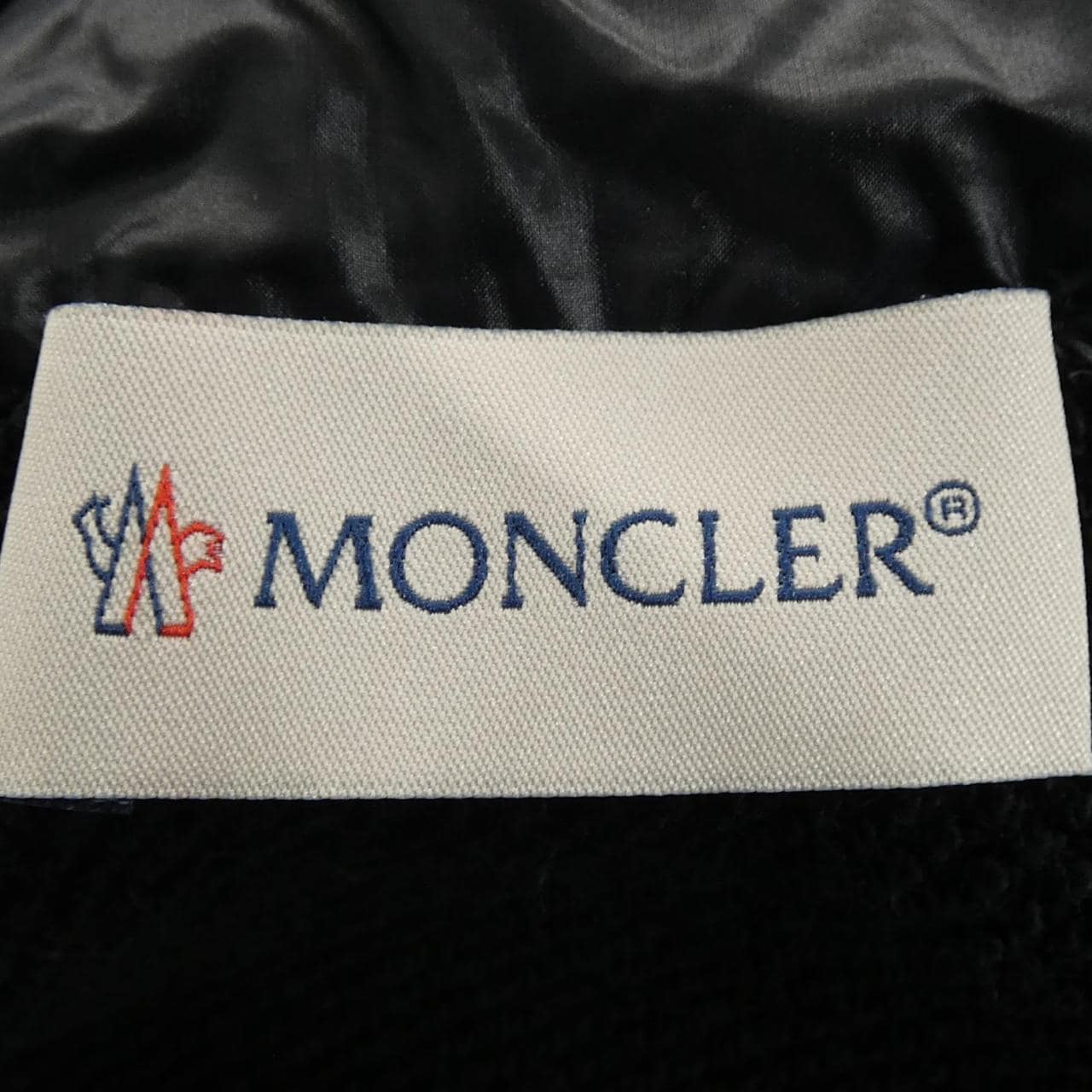モンクレール MONCLER 20938461900 V8037 ダウンベスト