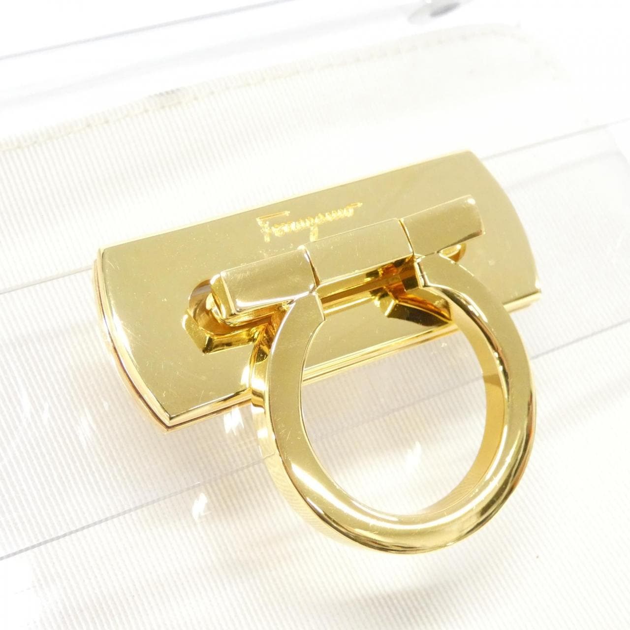 【ヴィンテージ】サルヴァトーレフェラガモ 21 5262 バッグ