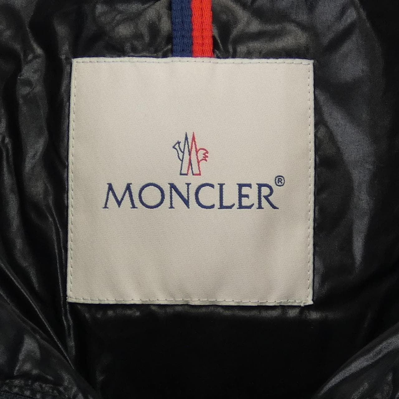 モンクレール MONCLER ダウンジャケット