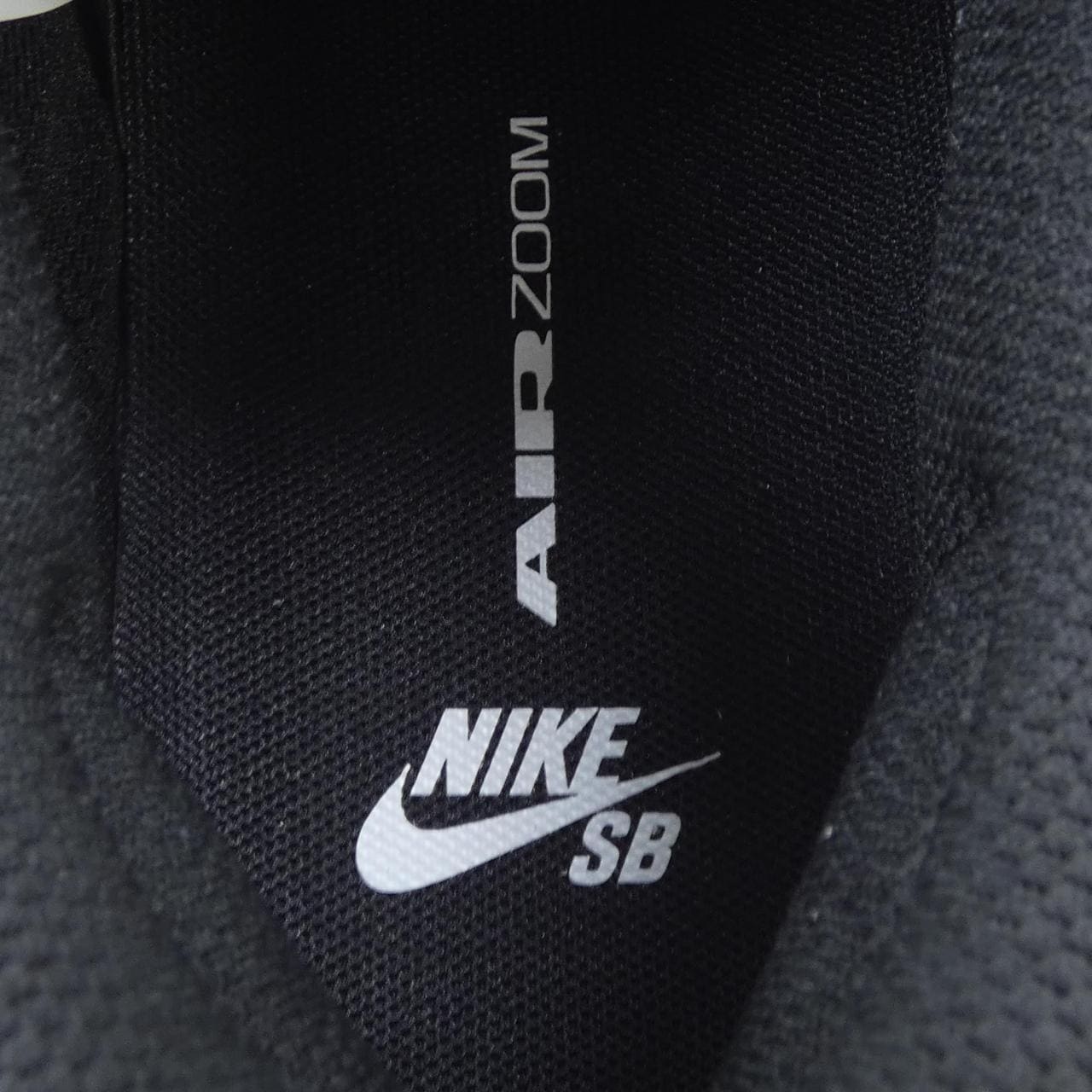 ナイキ NIKE HF3704 シューズ