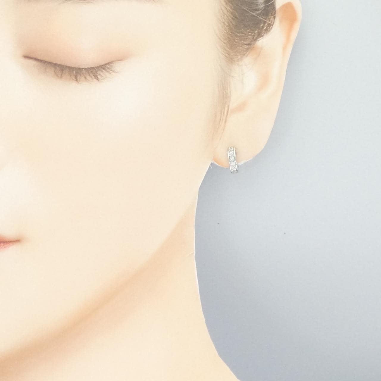 K18WG ダイヤモンド イヤリング 0.18CT