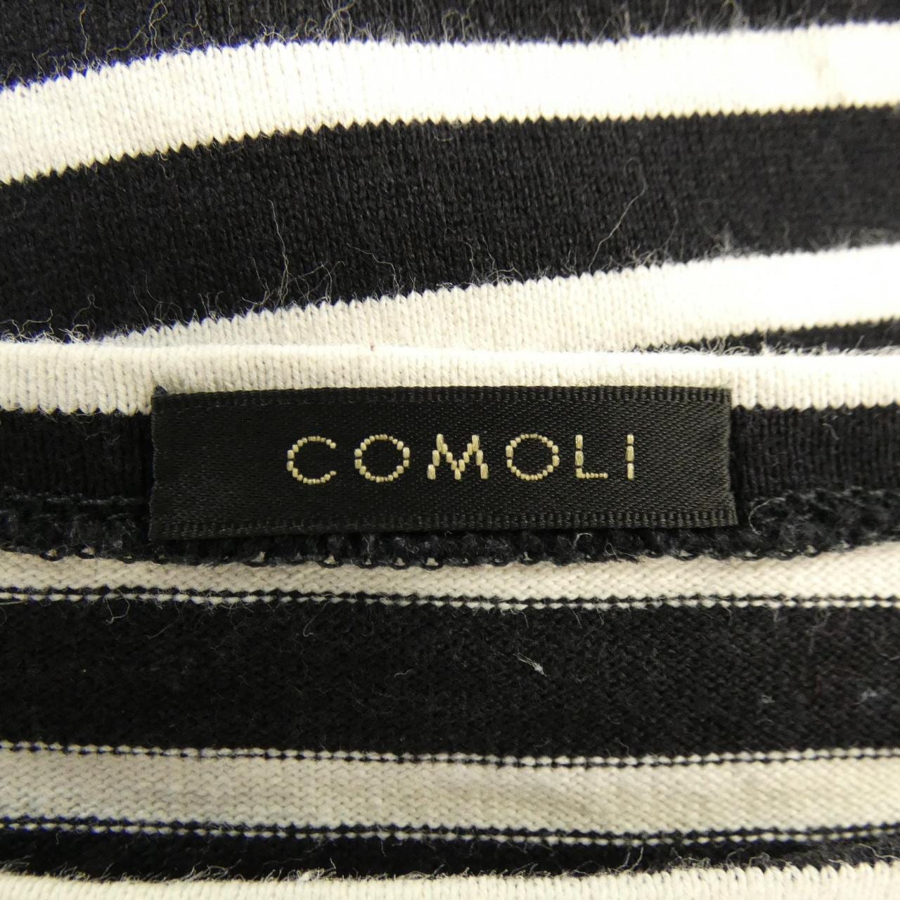 コモリ COMOLI トップス