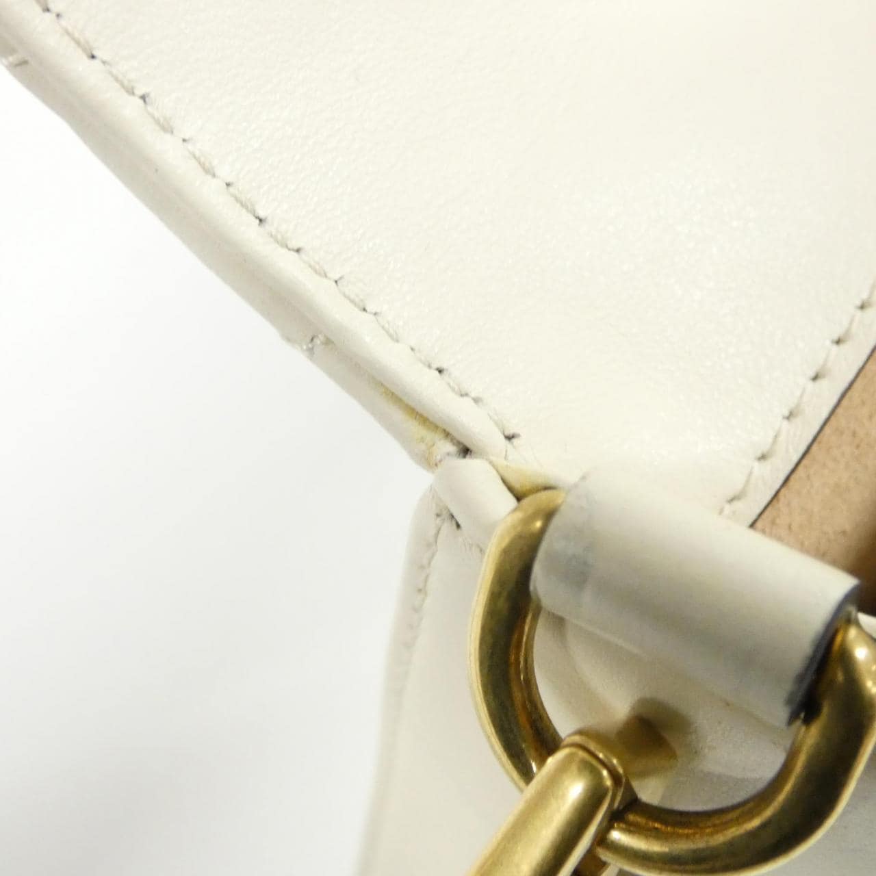 グッチ GG MARMONT 547260 DTDIT バッグ