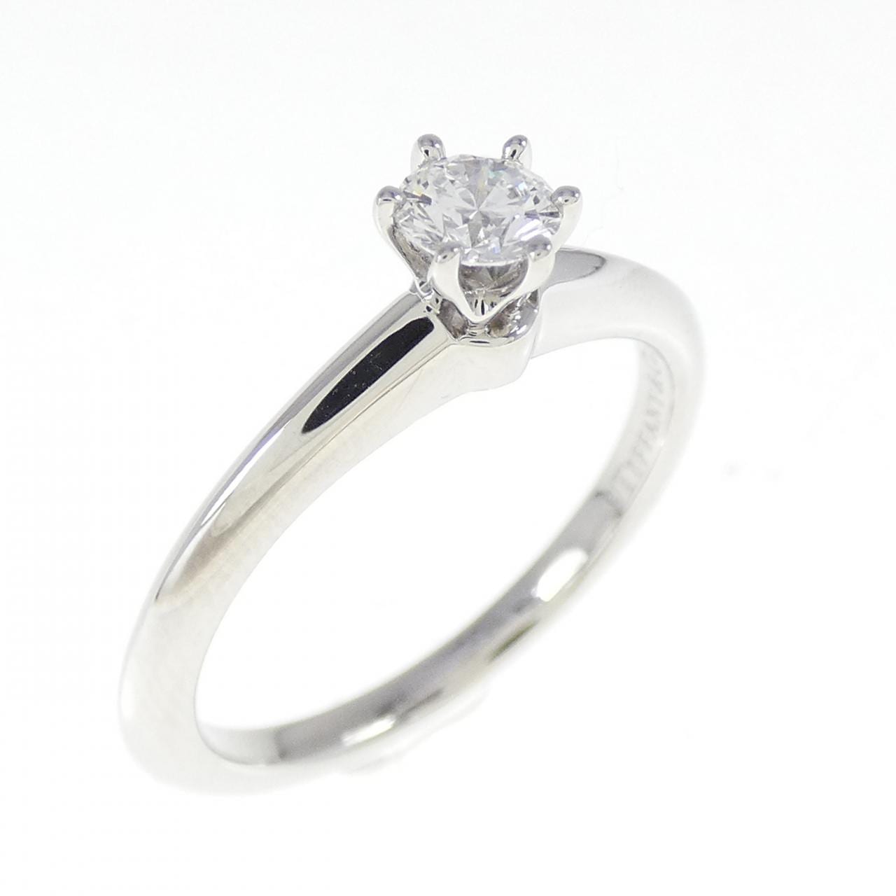 ティファニー クラシックソリティア リング 0.23CT E VS1 EXT