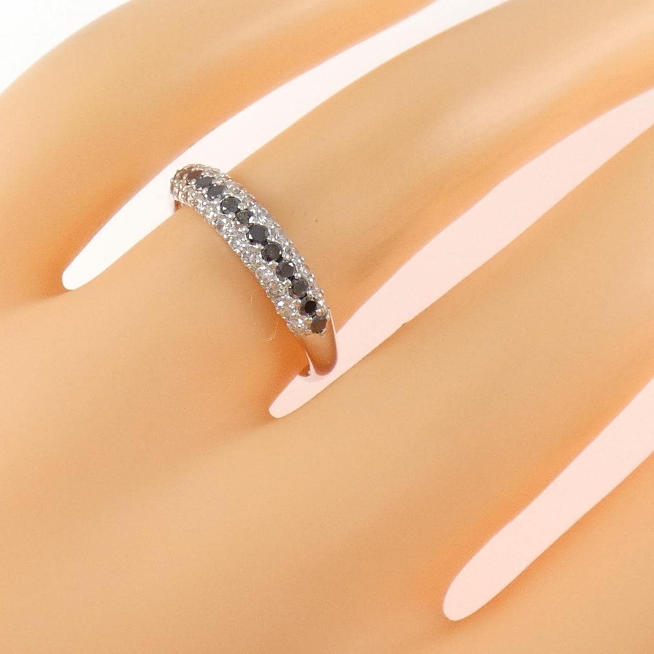 K18WG ダイヤモンド リング 0.30CT