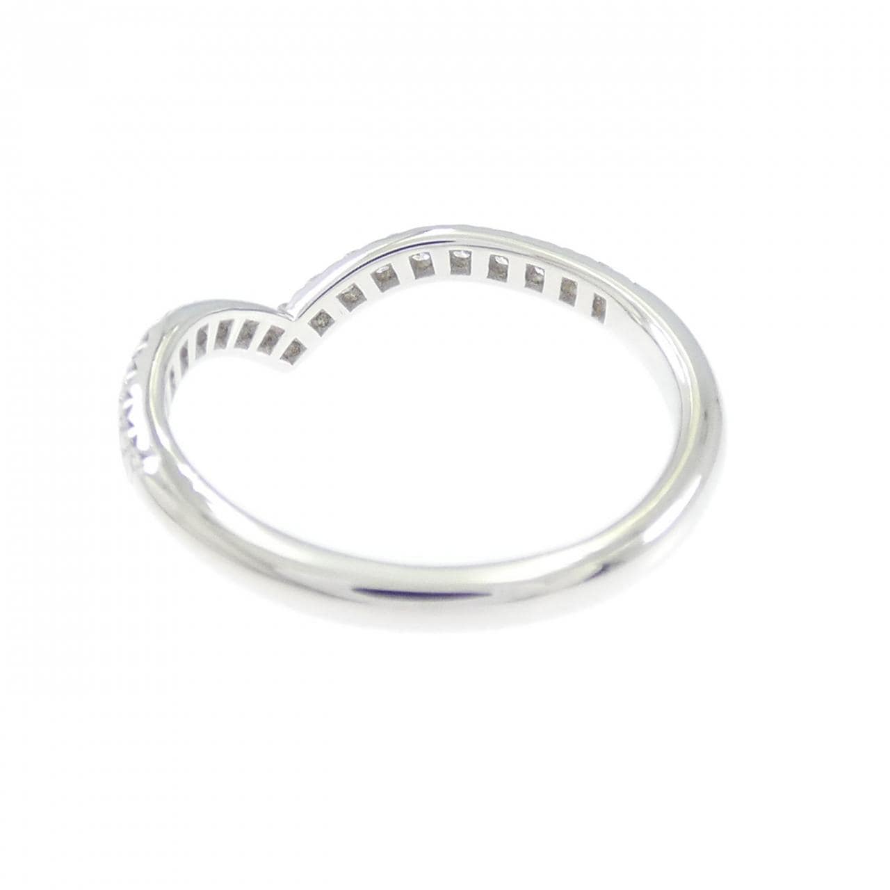 ティファニー ソレスト Vバンド リング