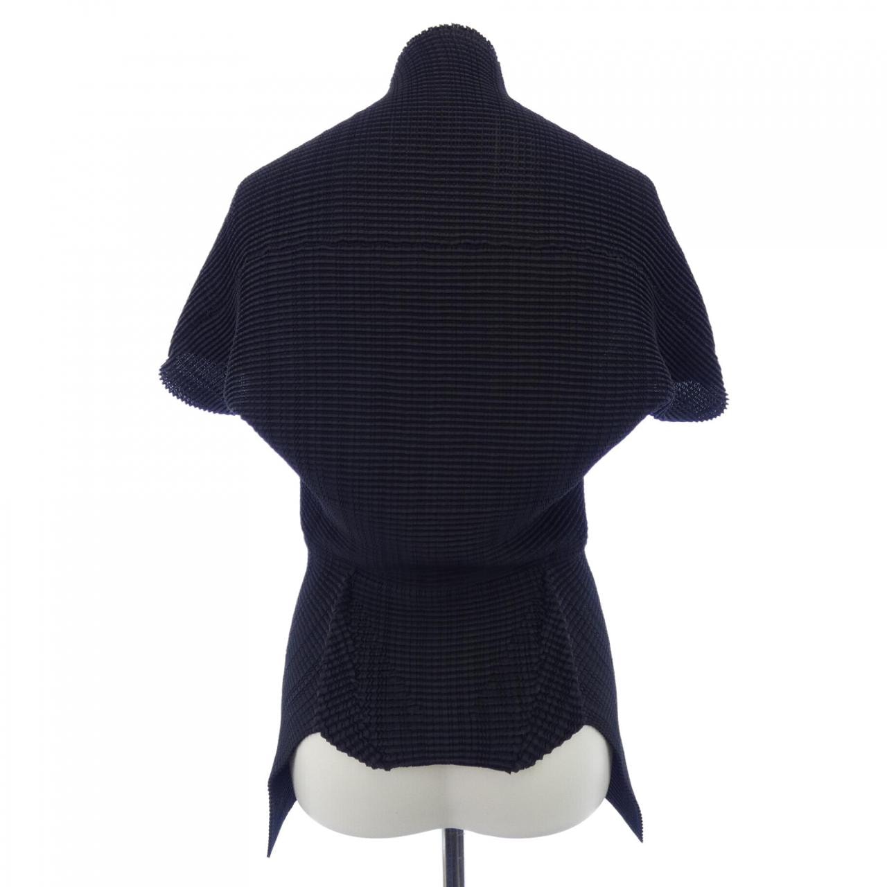 イッセイミヤケ ISSEY MIYAKE IM41FD662 カーディガン