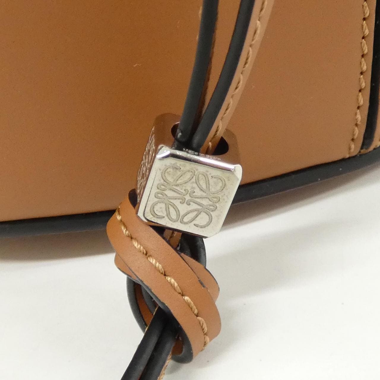 ロエベ BALLOON SMALL A710C31X66 ショルダーバッグ