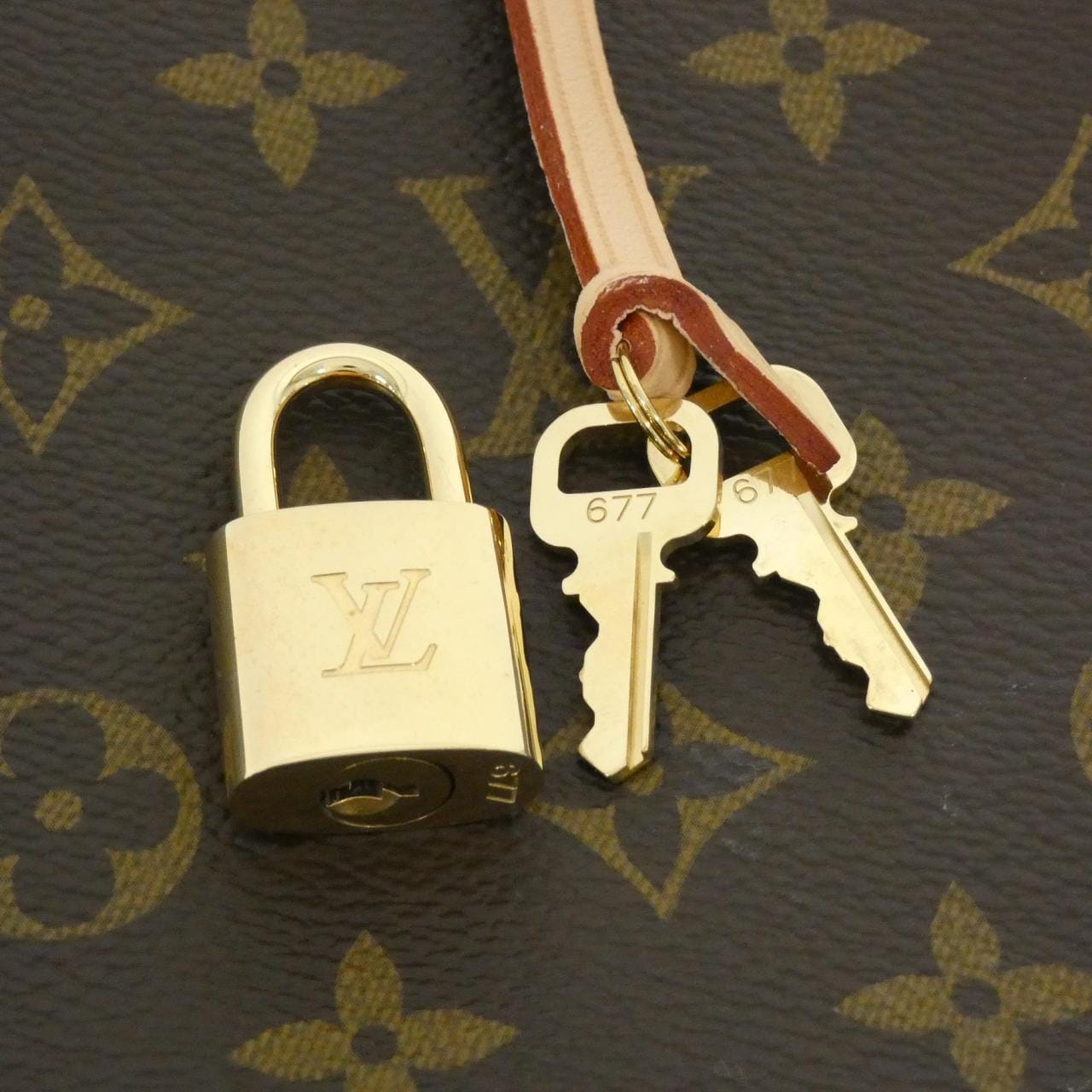 LOUIS VUITTON Monogram Montaigne BB M41055 包