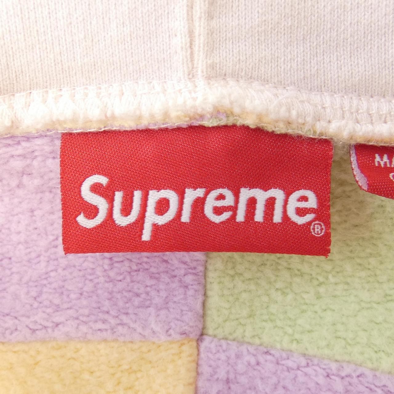 シュプリーム SUPREME REVERSE PATCHWORK ZI パーカー