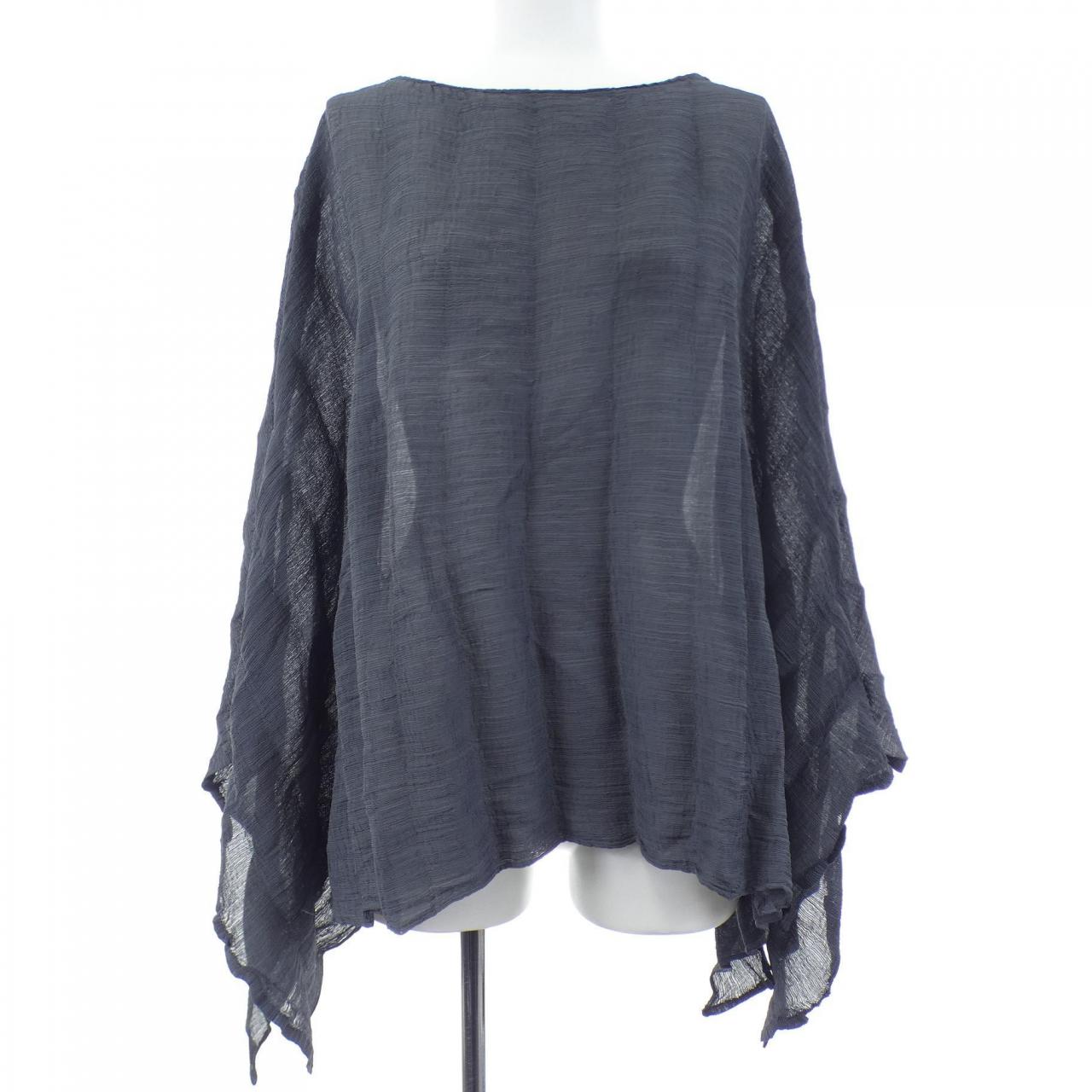 me ISSEY MIYAKE MI81FK231 Tops