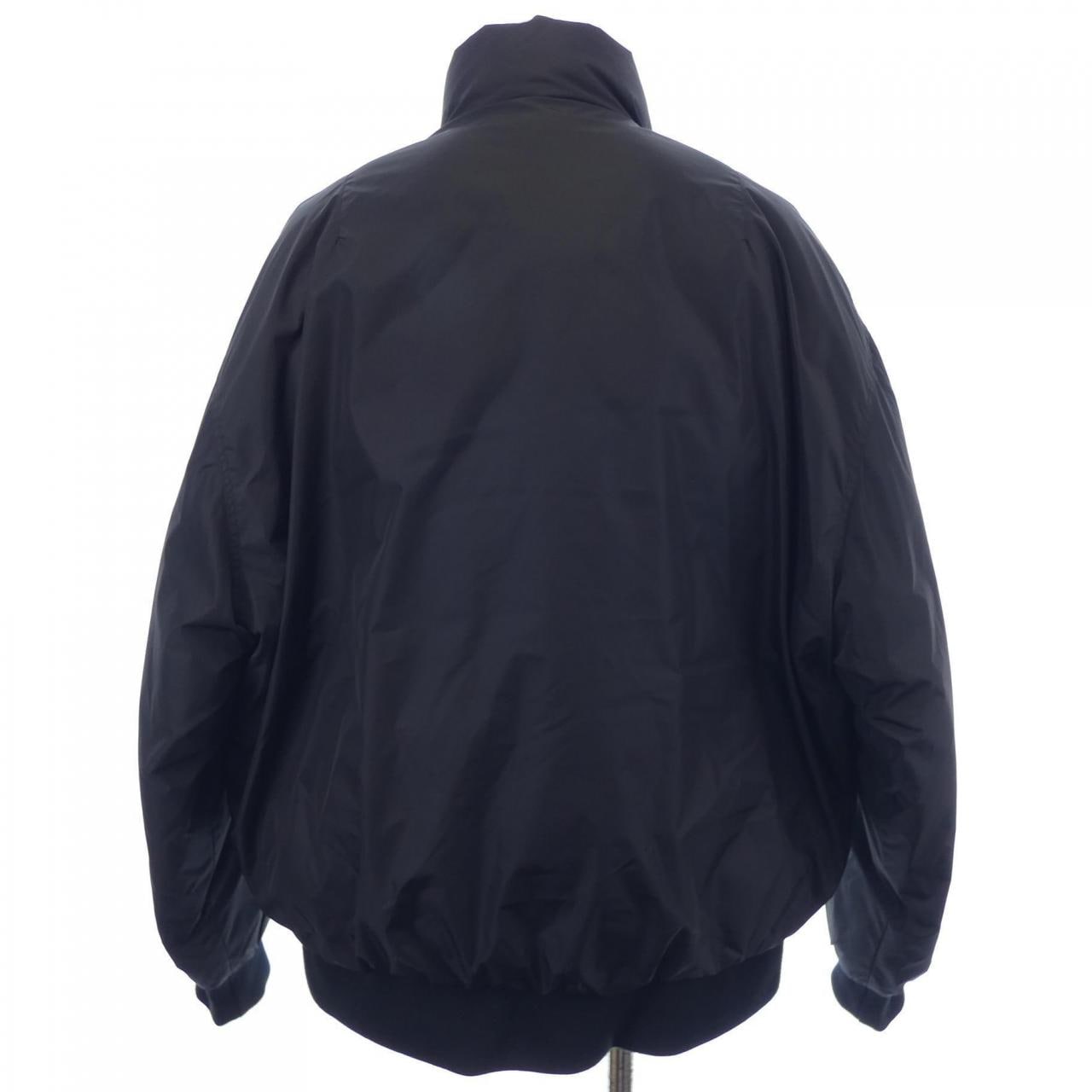 プラダ PRADA トライアングルロゴ SGC842 SOOO 16BF ダウンジャケット