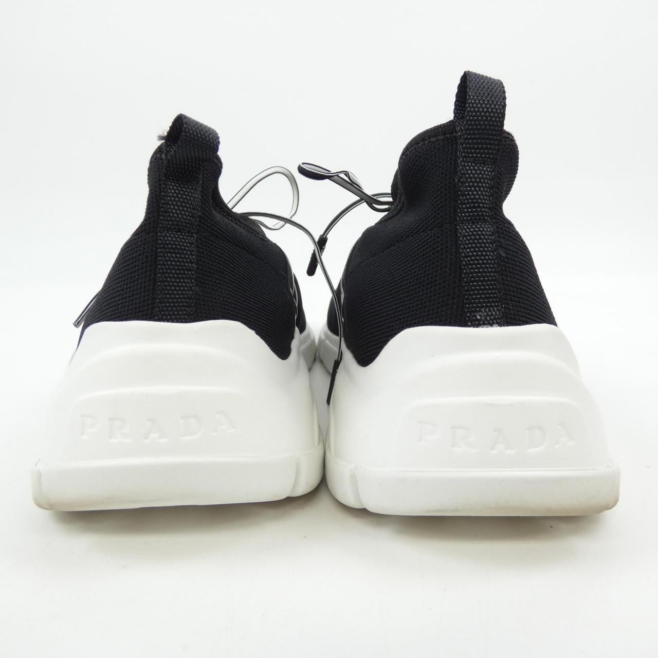 プラダ PRADA スニーカー