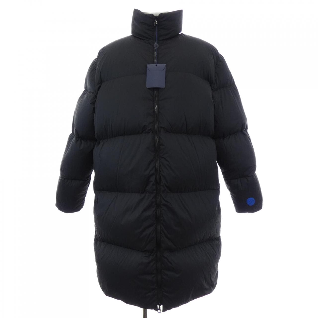 ルイヴィトン LOUIS VUITTON リバーシブルウインタリーダウンパーカ HOK50ETI4 ダウンコート