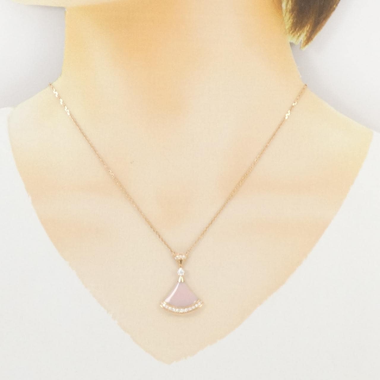 BVLGARI Diva Dream 項鍊