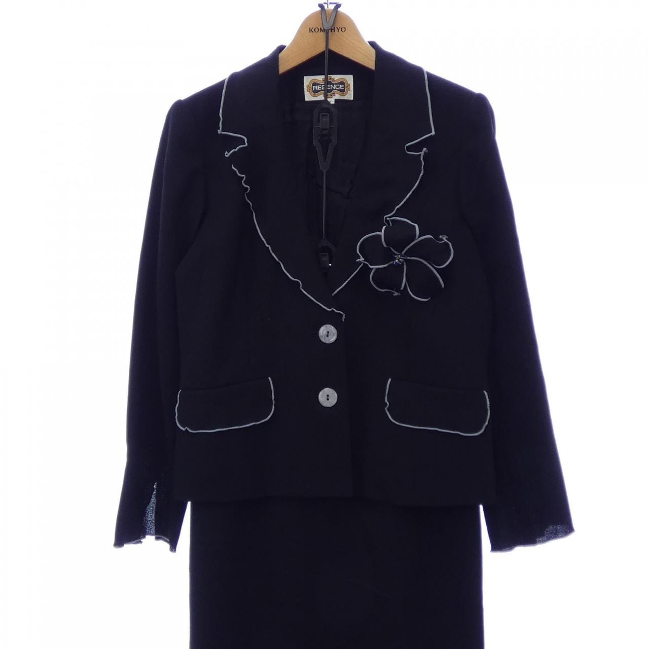 レジャンス REGENCE スーツ