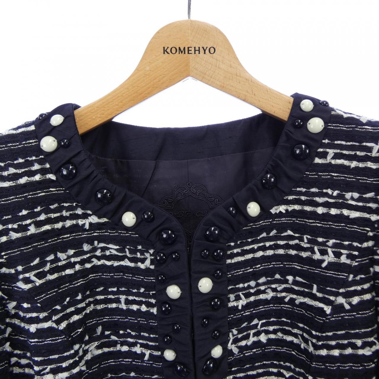 トゥービーシック TO BE CHIC ジャケット