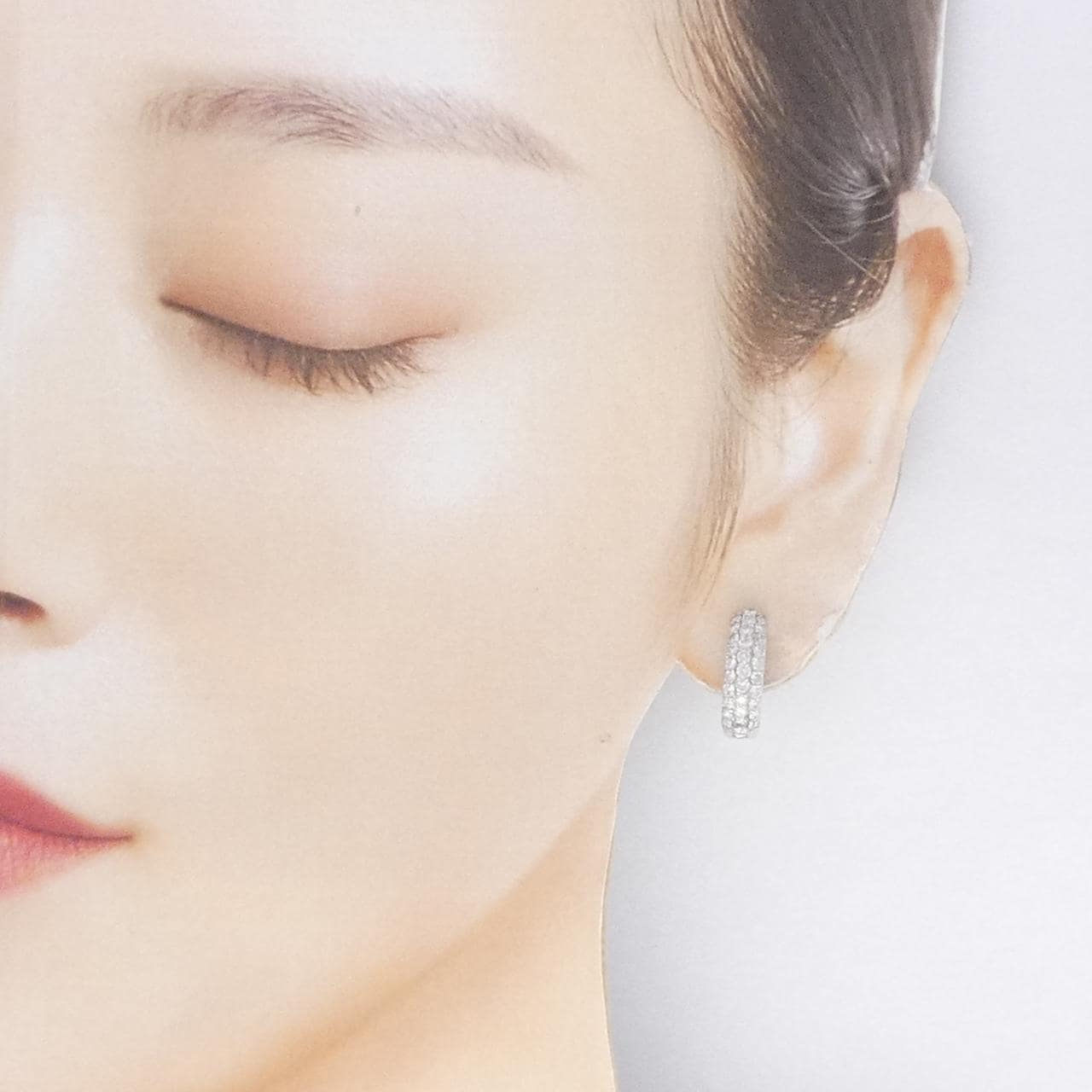 K18WG ダイヤモンド イヤリング 1.34CT