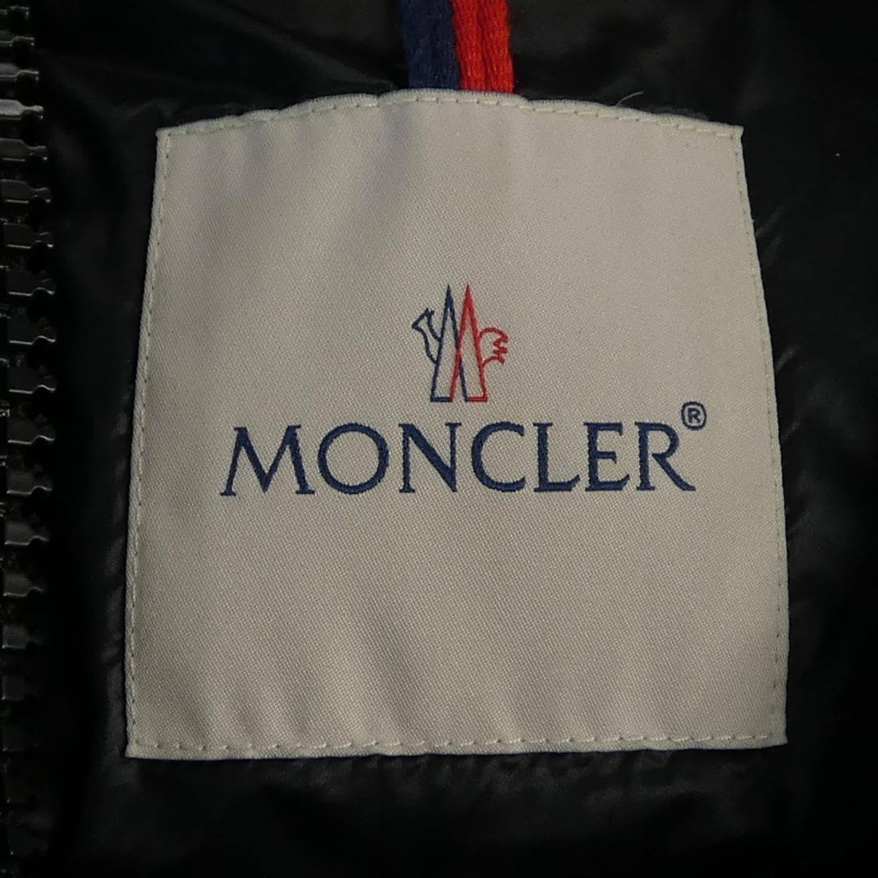 モンクレール MONCLER SERITTE ダウンジャケット