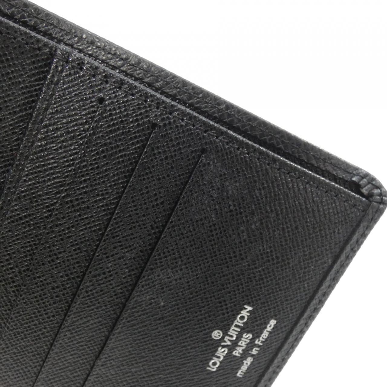 ルイヴィトン タイガ ポルト ビエ 3カルト クレディ M30452 財布