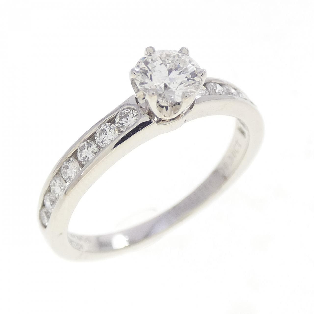 ティファニー ソリティア チャネルセッティング リング 0.30CT