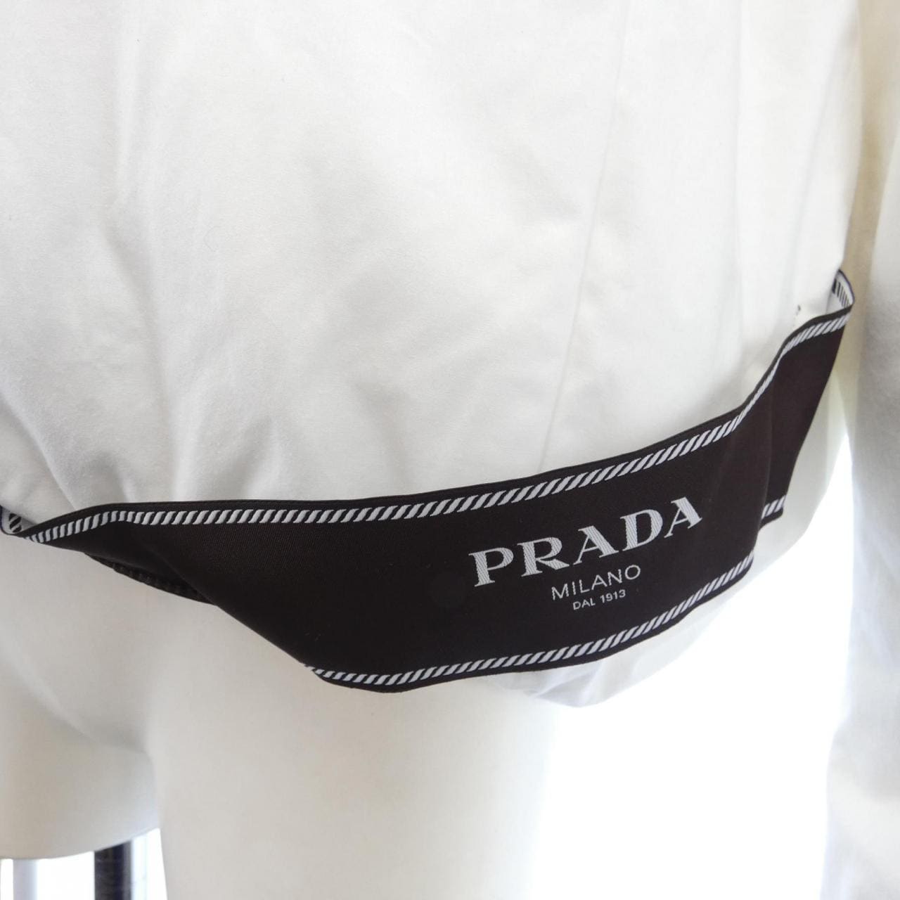 プラダ PRADA ダウンジャケット