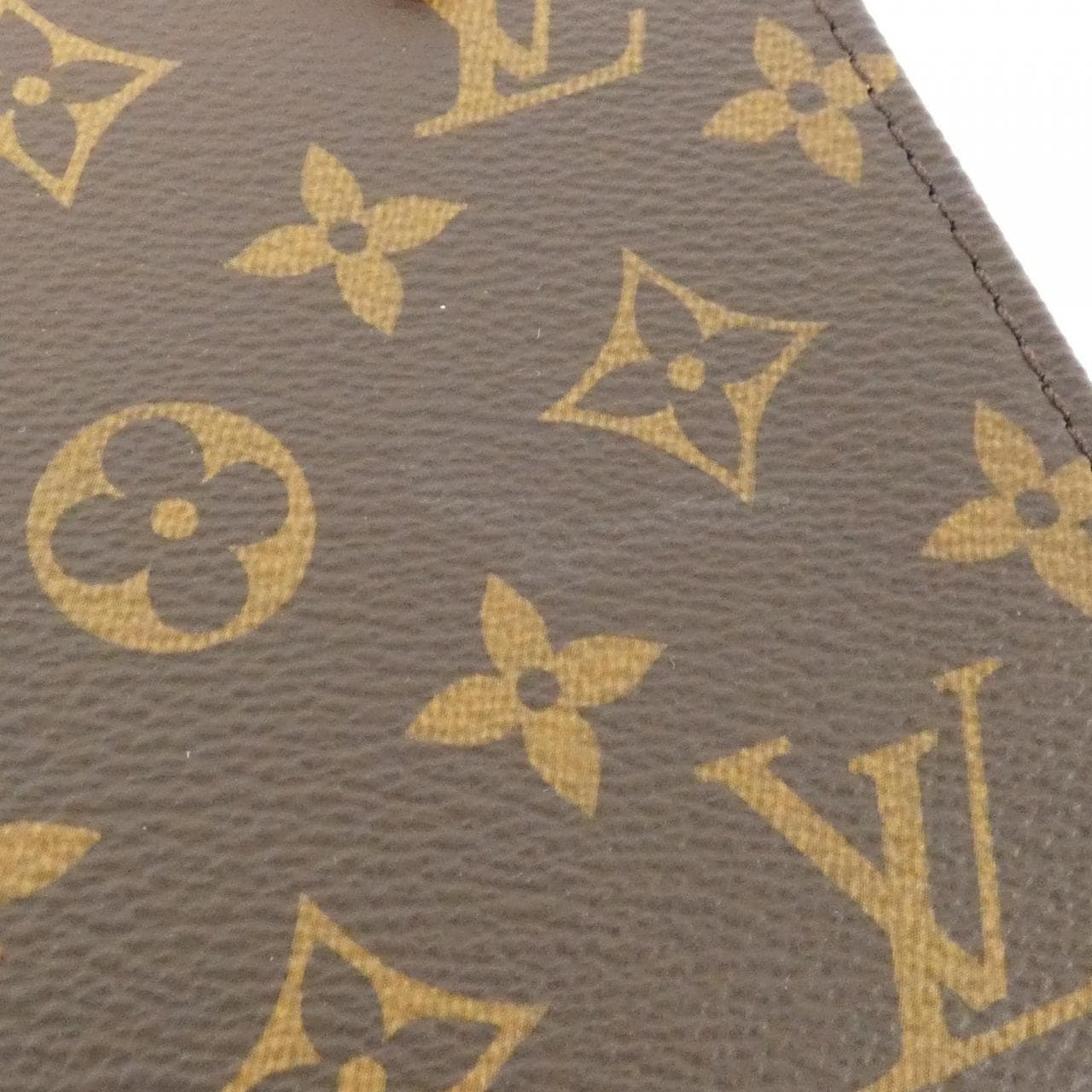 LOUIS VUITTON Monogram Petite Sac Plat M69442 Bag