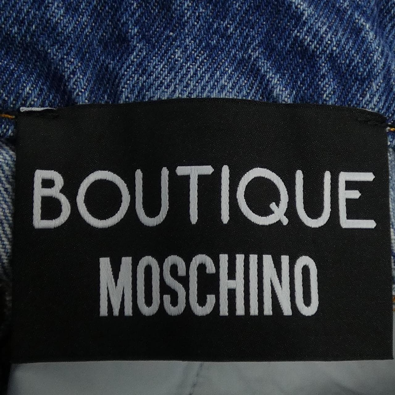 ブティックモスキーノ BOUTIQUE MOSCHINO スカート