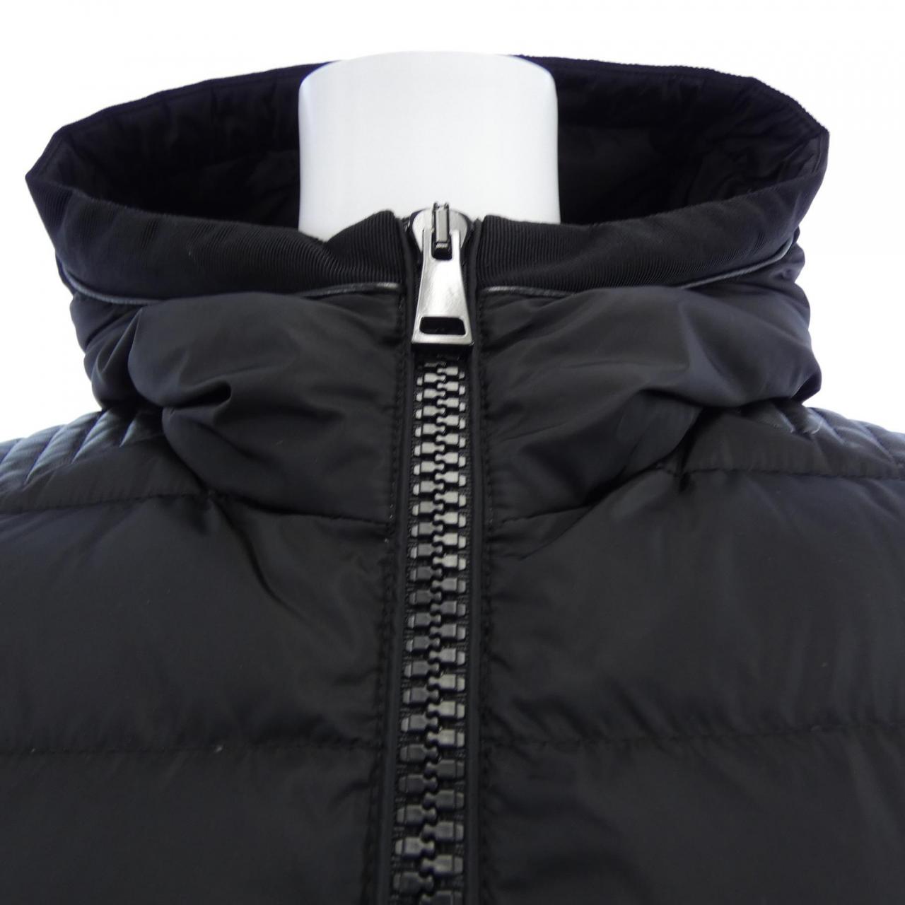 モンクレール MONCLER TALEVE ダウンコート
