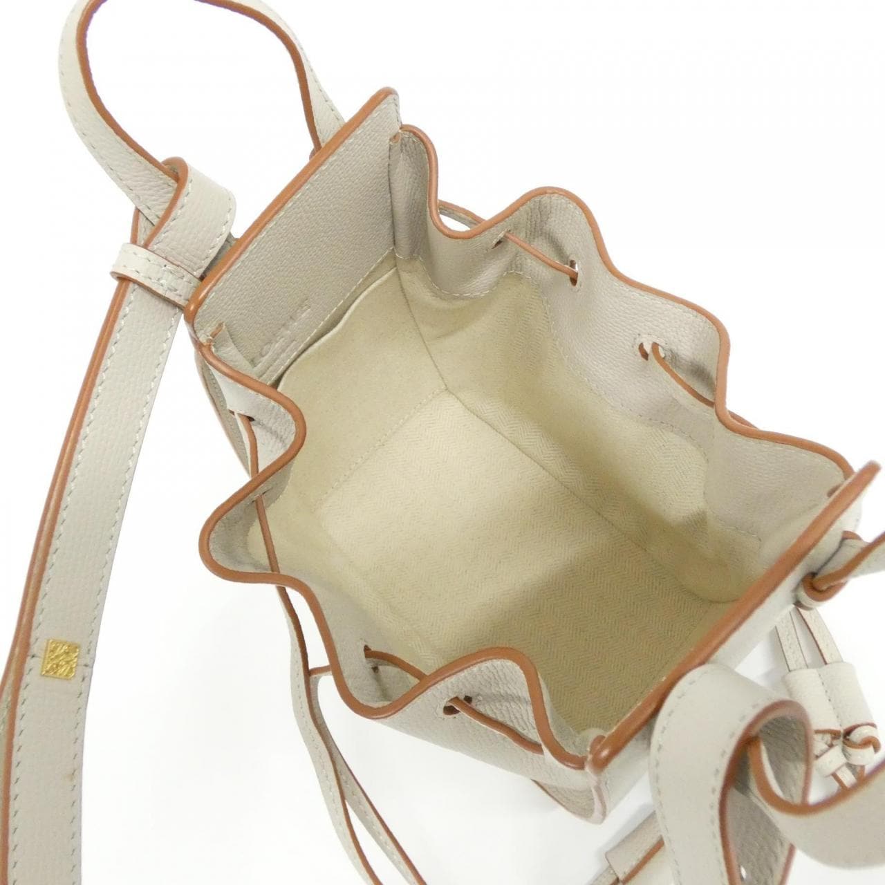 ロエベ ハンモック ドローストリング ミニ A538V07X10 ショルダーバッグ