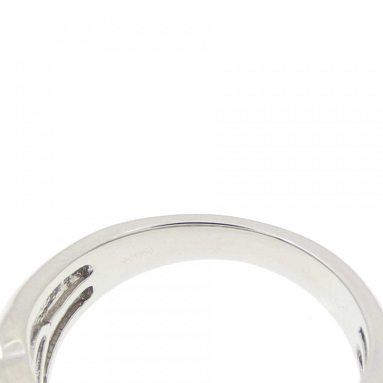 ジーエスティービー ダイヤモンド リング 0.10CT