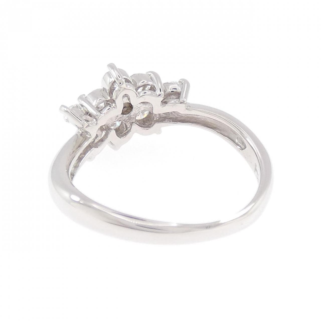 PT900 フラワー ダイヤモンド リング 0.59CT