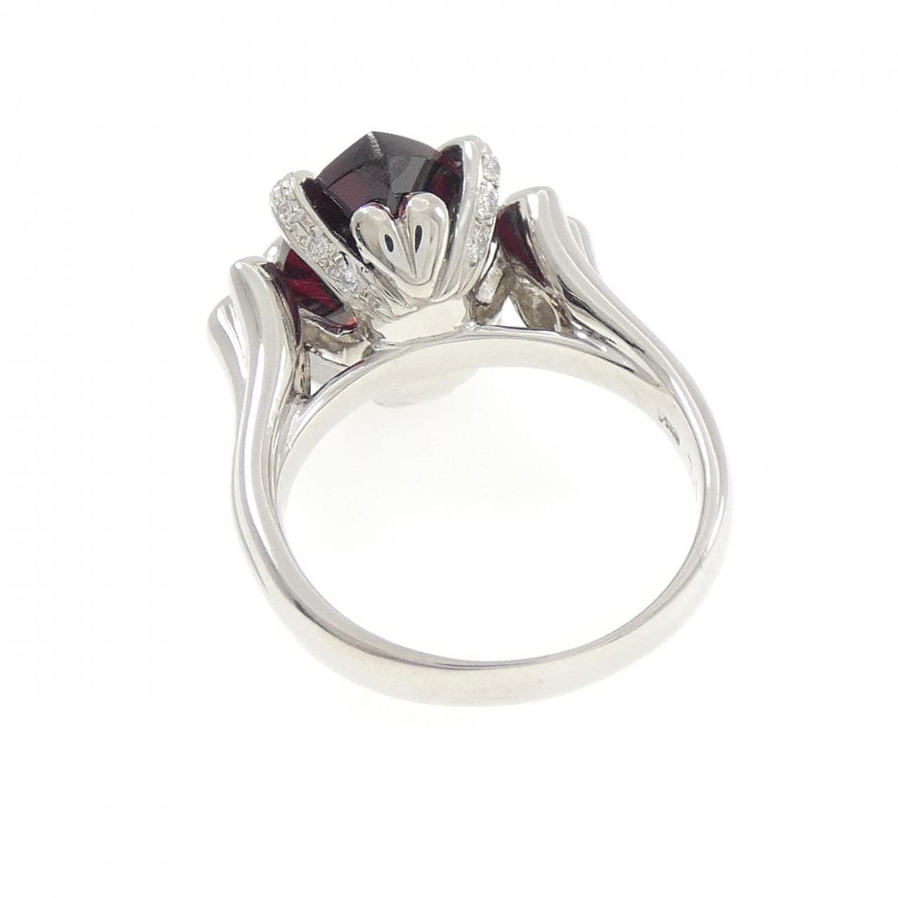 PT900 ガーネット リング 7.142CT