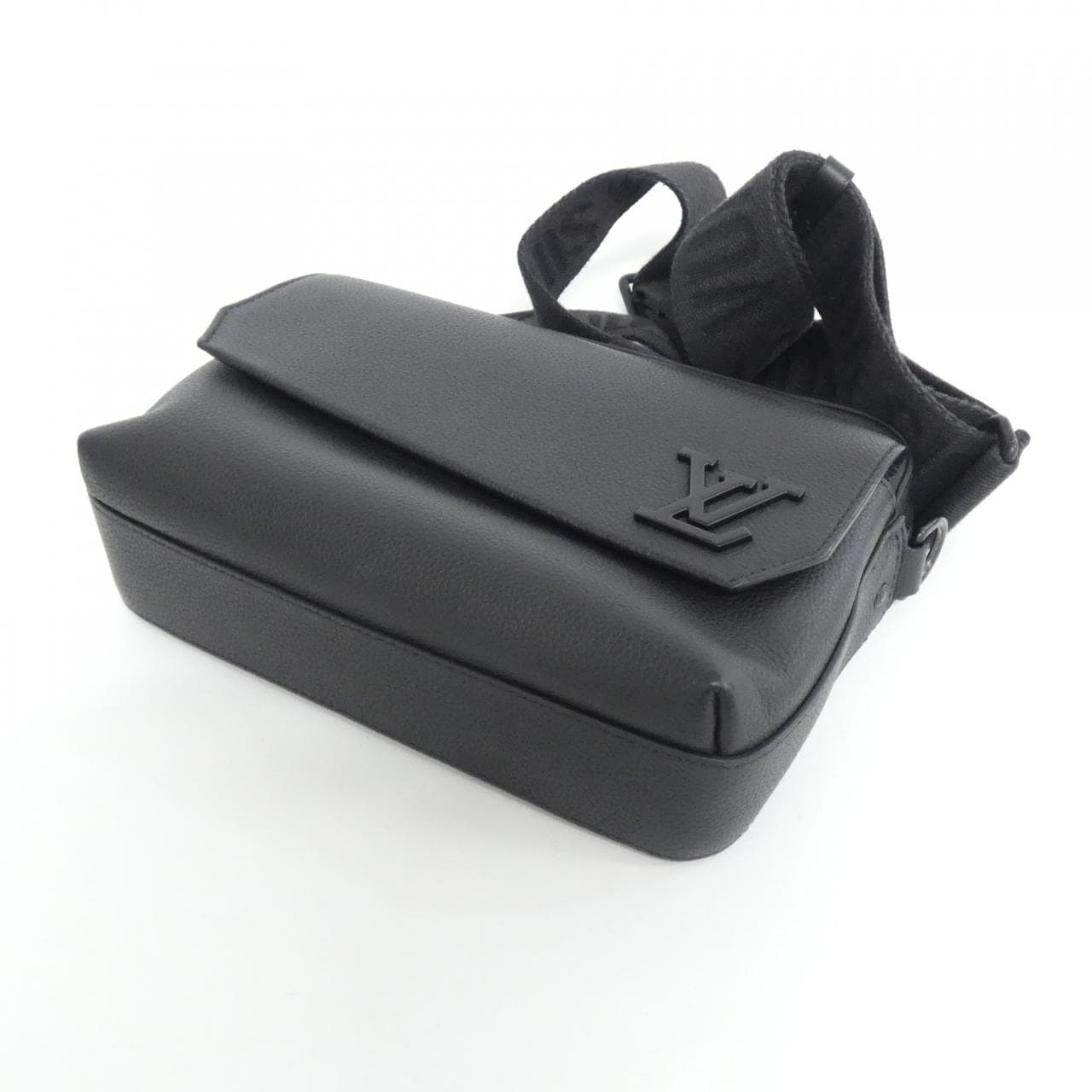 ルイヴィトン LVアエログラム ファストライン メッセンジャー M22482 ショルダーバッグ