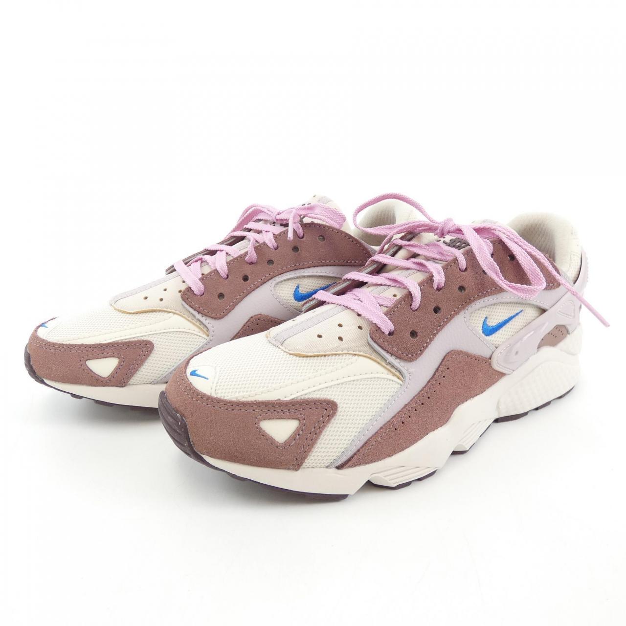 耐克NIKE运动鞋