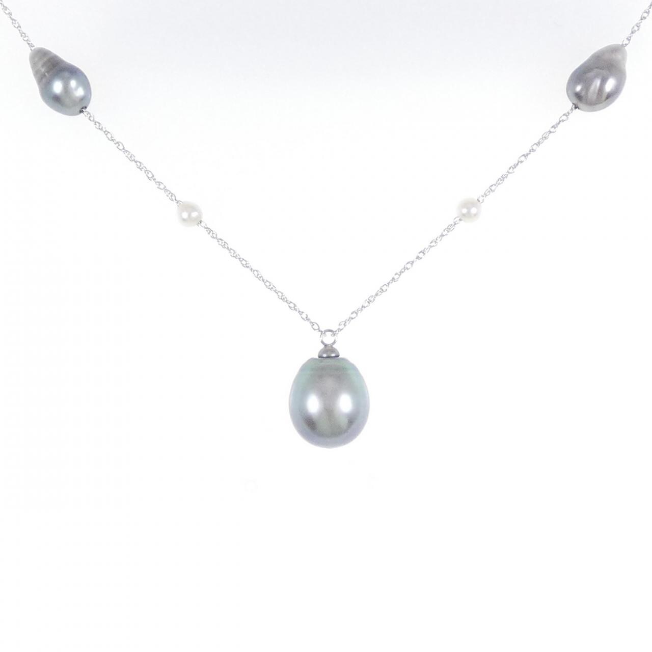 585WG Black Pearl Necklace