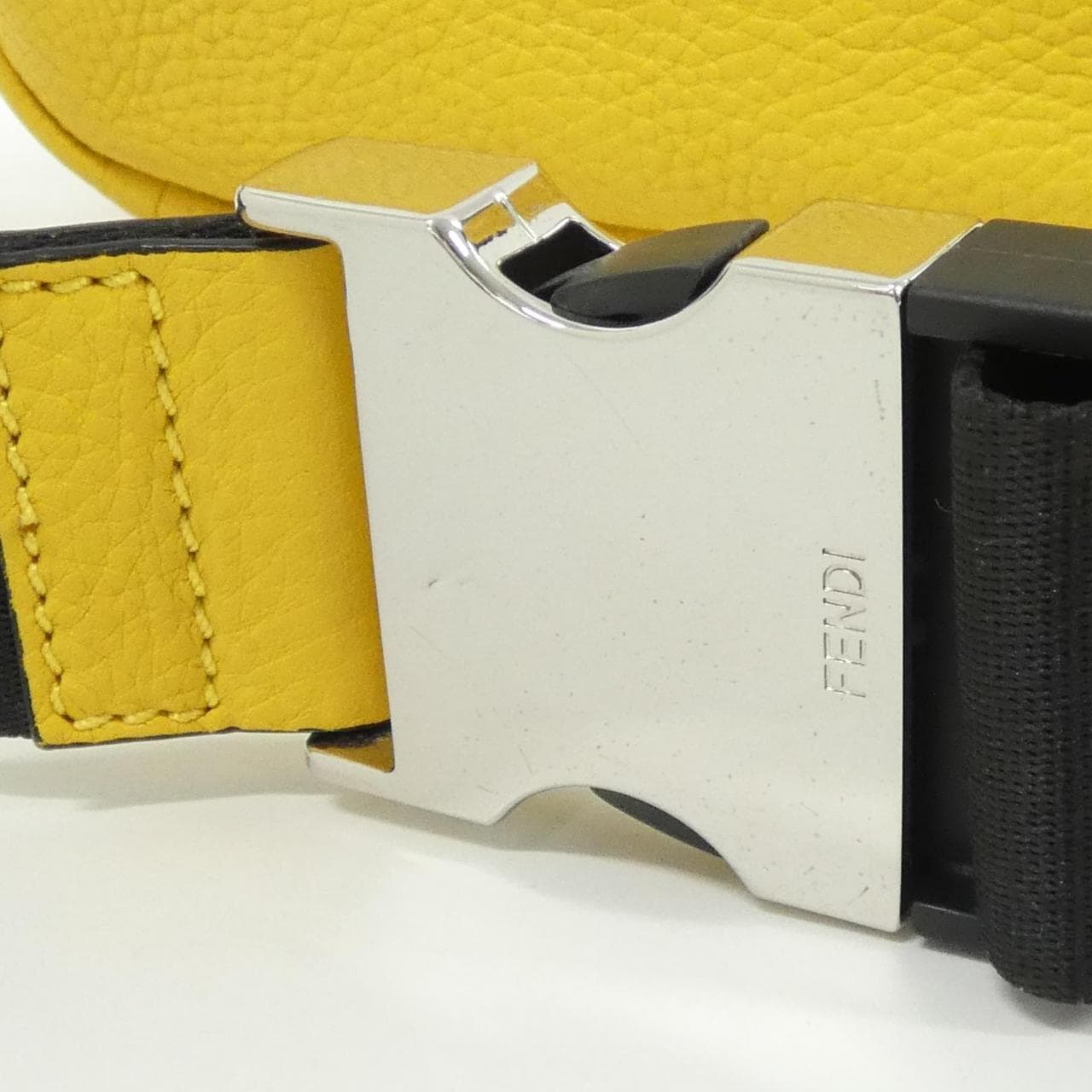 フェンディ SELLERIA 7VA434 A4CK ウエストバッグ