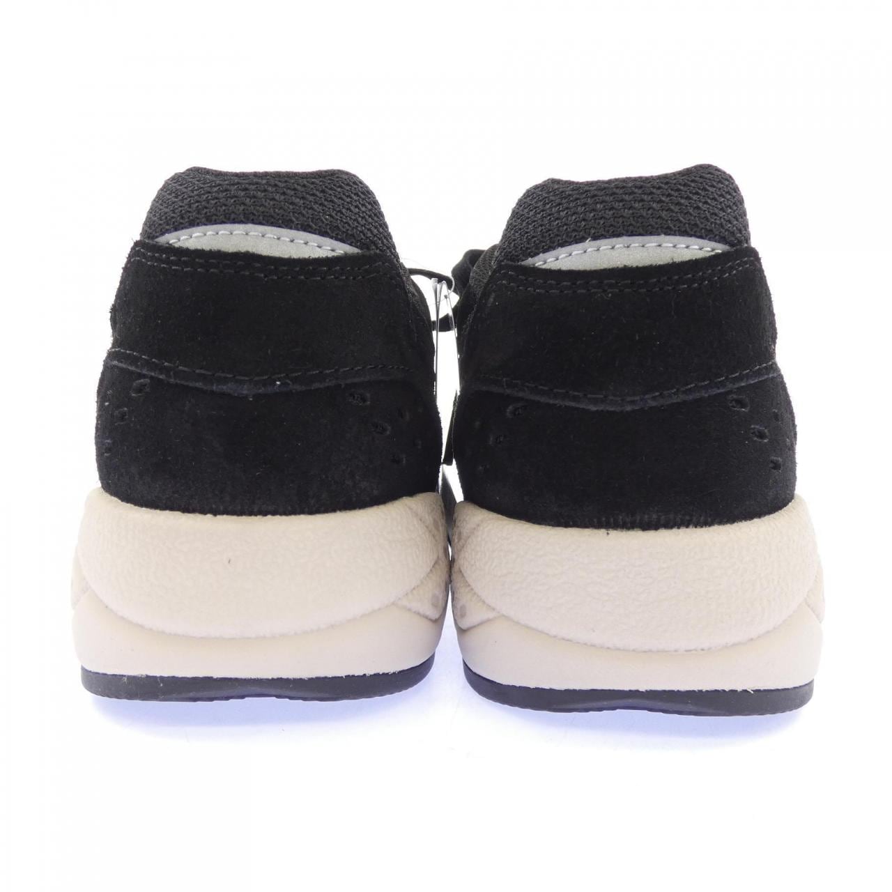ミズノ MIZUNO MARGARET HOWELL スニーカー