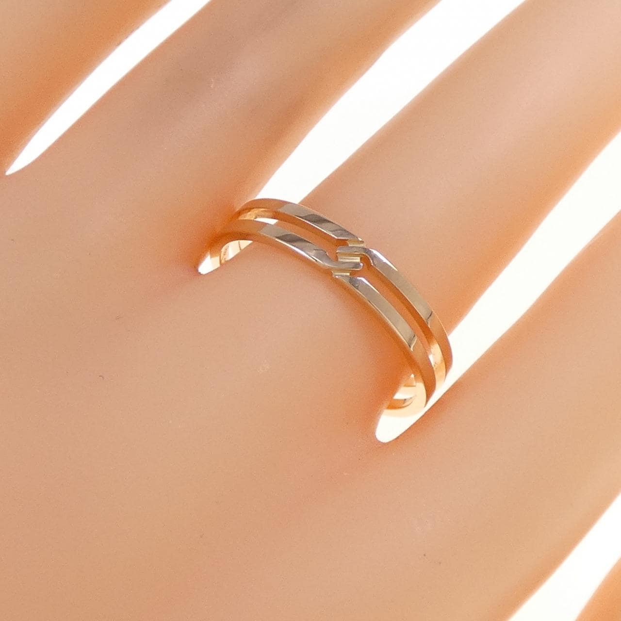 Gucci Infinity Ring