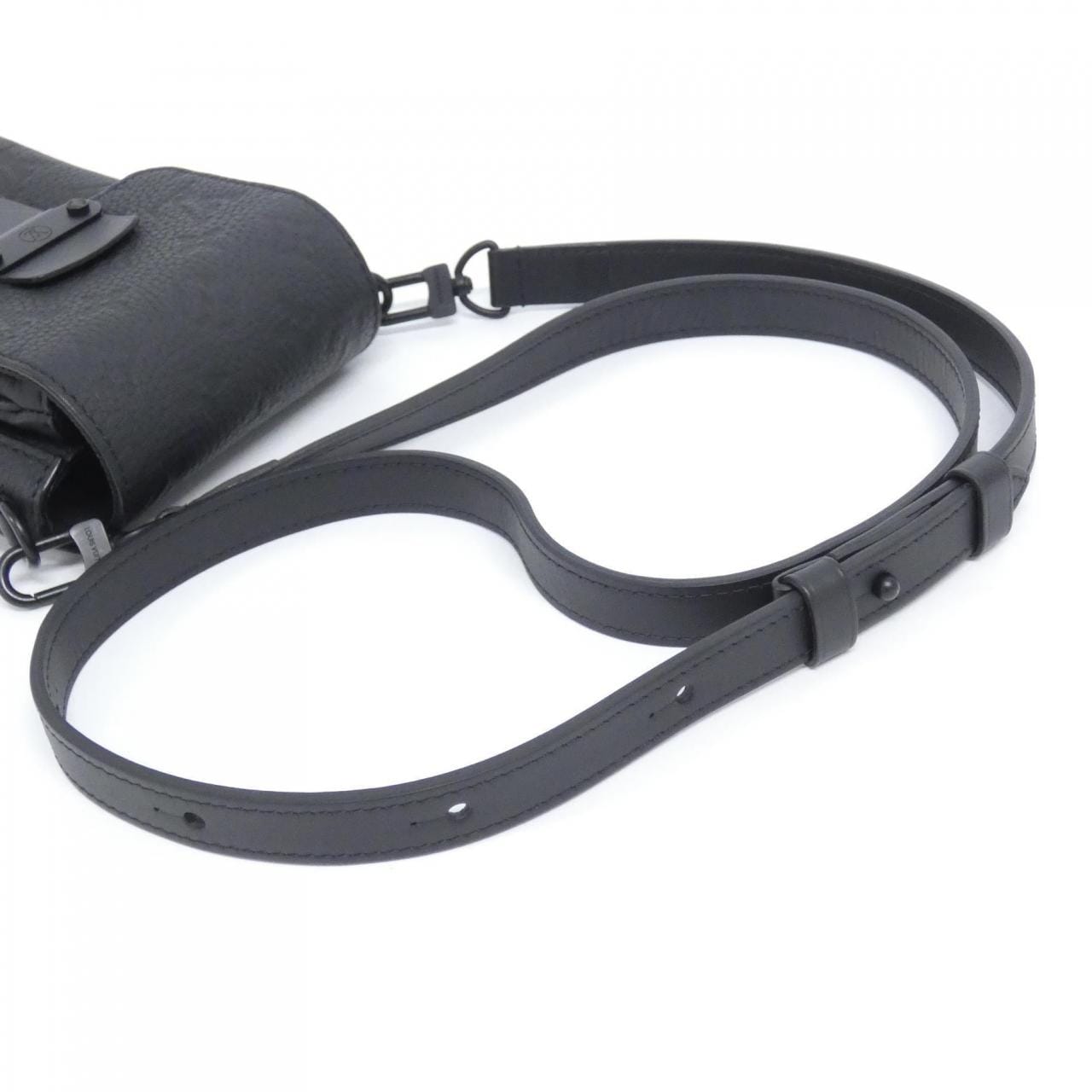 ルイヴィトン トリヨン モノグラム Sロック ヴェルティカル ウエアラブル ウォレット M81524 ショルダーバッグ