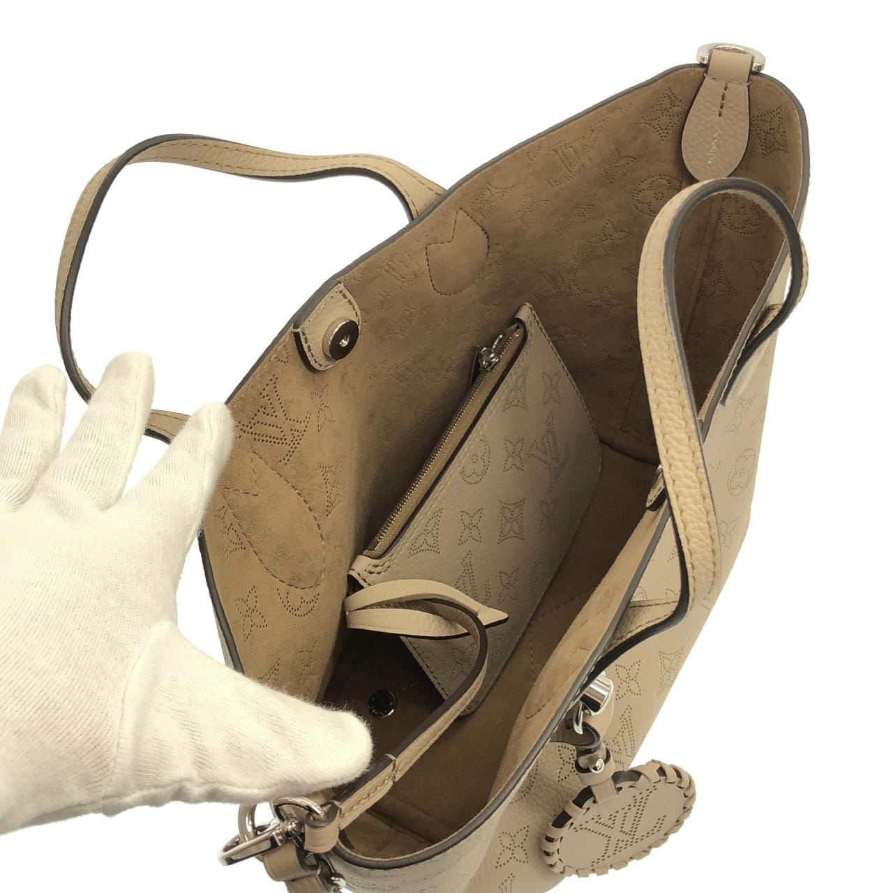 ルイヴィトン マヒナ ブロッサム PM M21849 バッグ