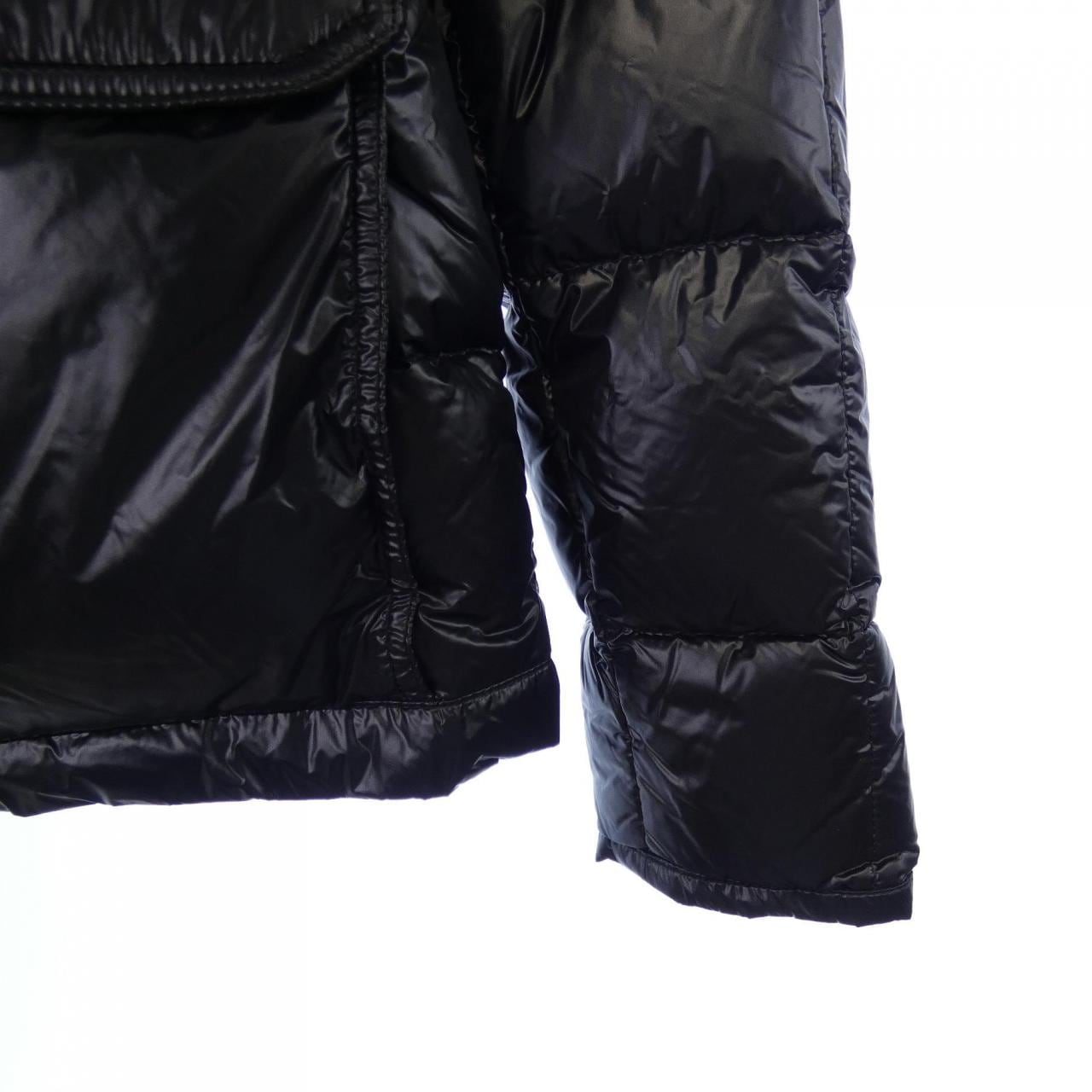 モンクレール MONCLER HUBERT ダウンジャケット