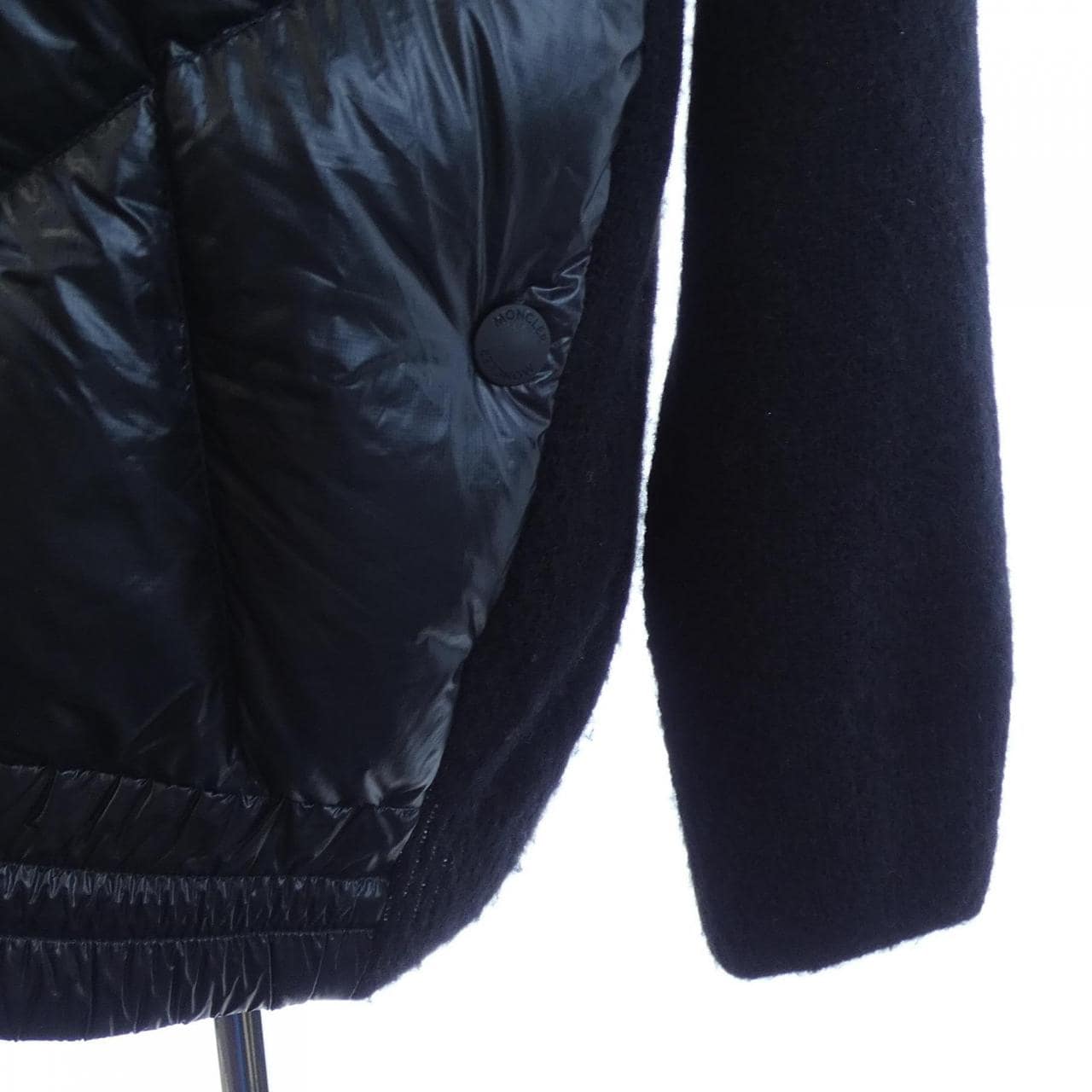 モンクレール MONCLER G20989B00002 ダウンジャケット