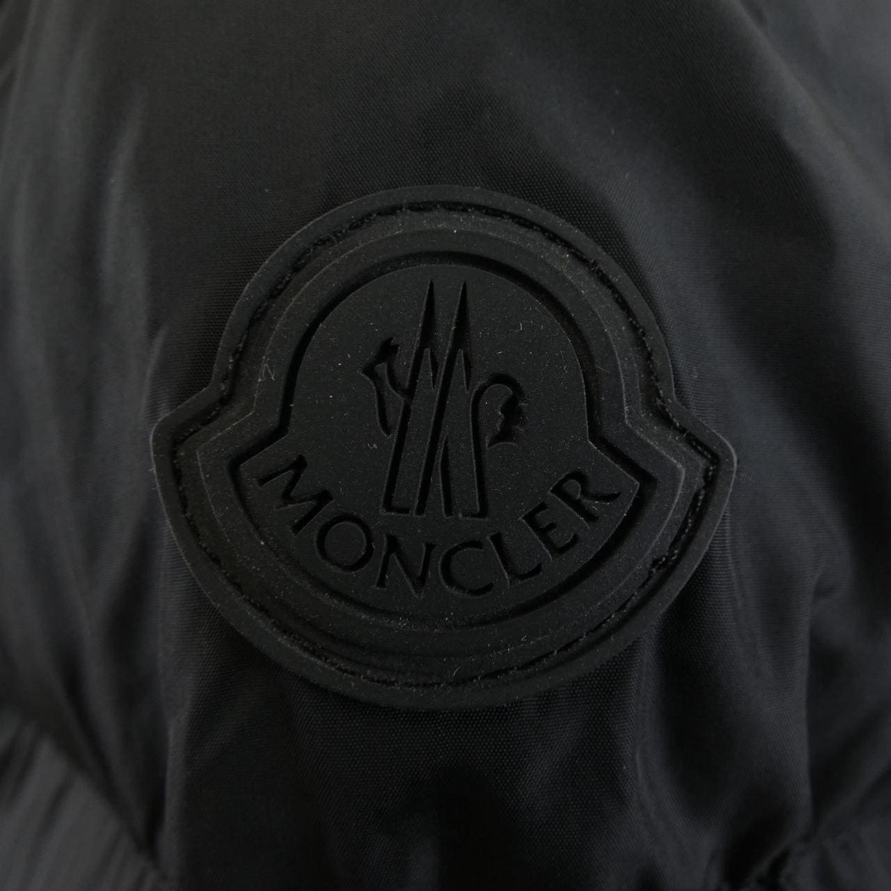 モンクレール MONCLER MONTCLA ダウンジャケット
