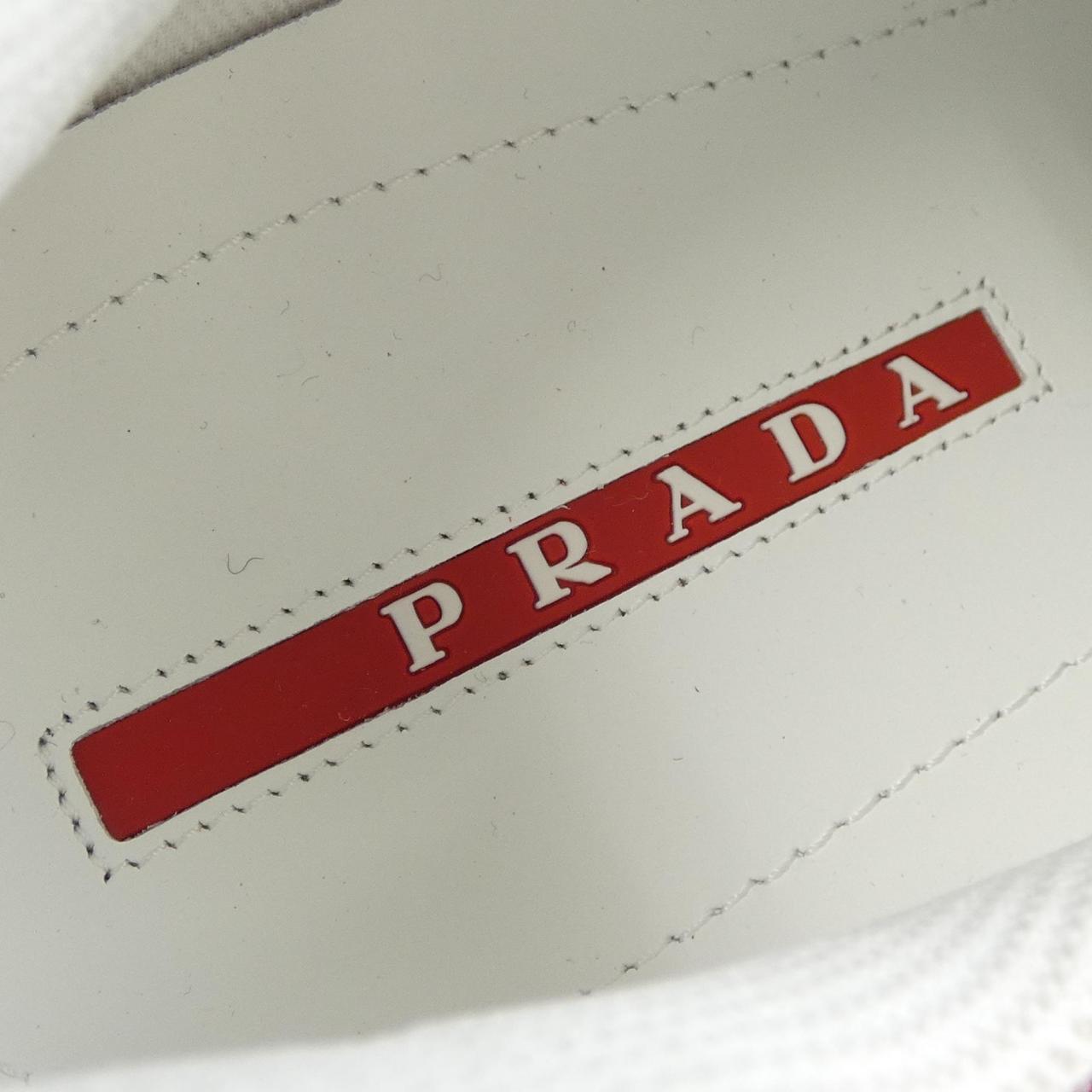 プラダ PRADA スニーカー