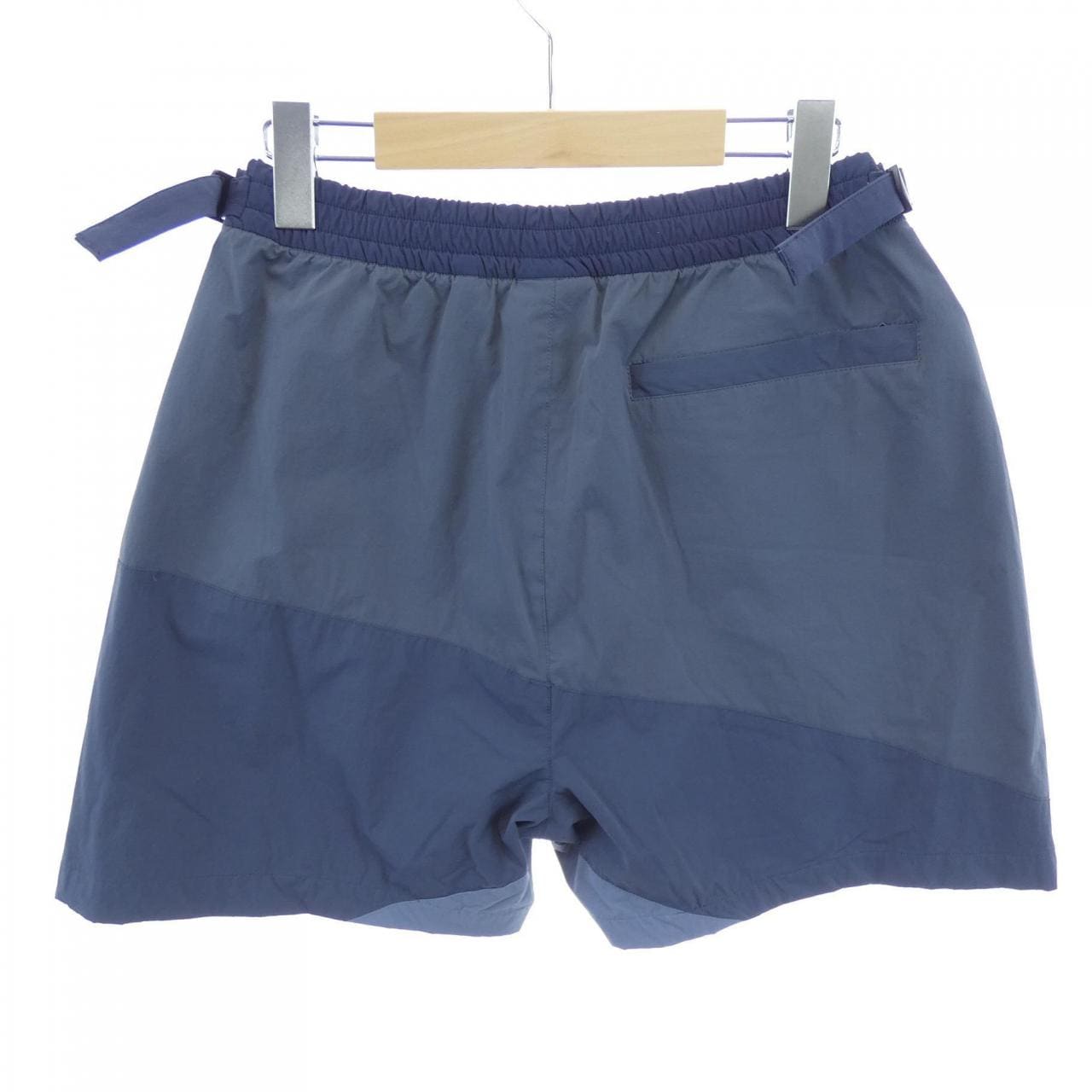 キス KITH ショートパンツ