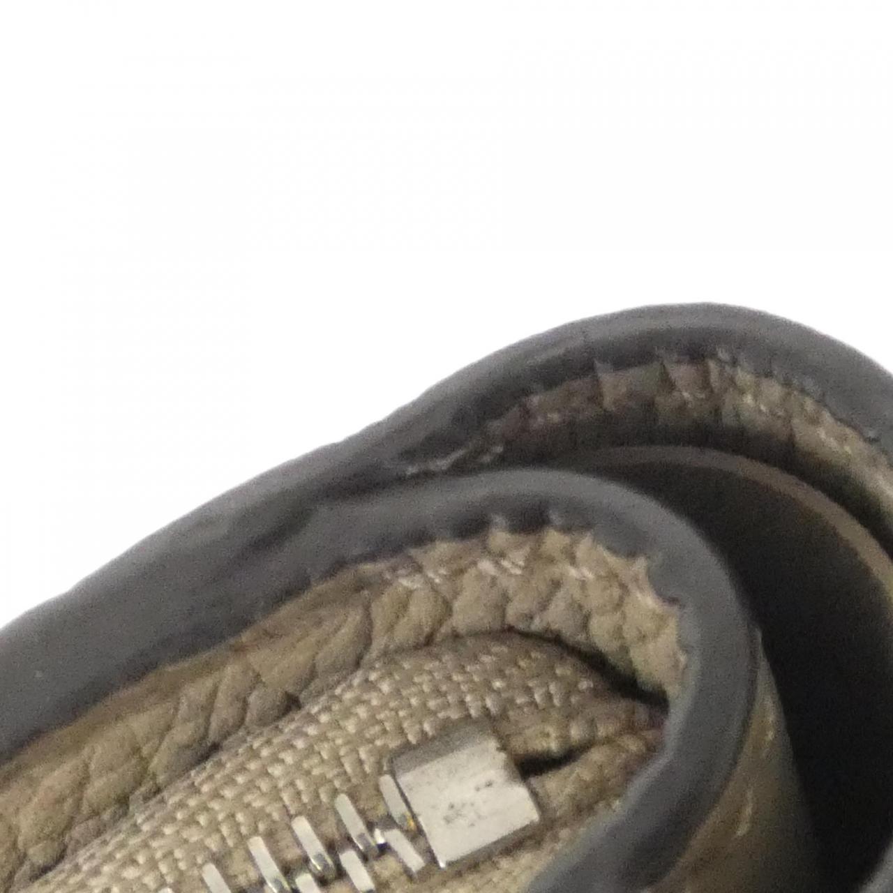 ルイヴィトン マヒナ ポルトフォイユ クレア M80817 財布